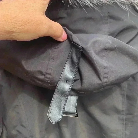 Nic & Fion Heavy Duty Winter Jacket w Silver Fox Fur Lined Hood, rated to -30 - Picture 4 of 17